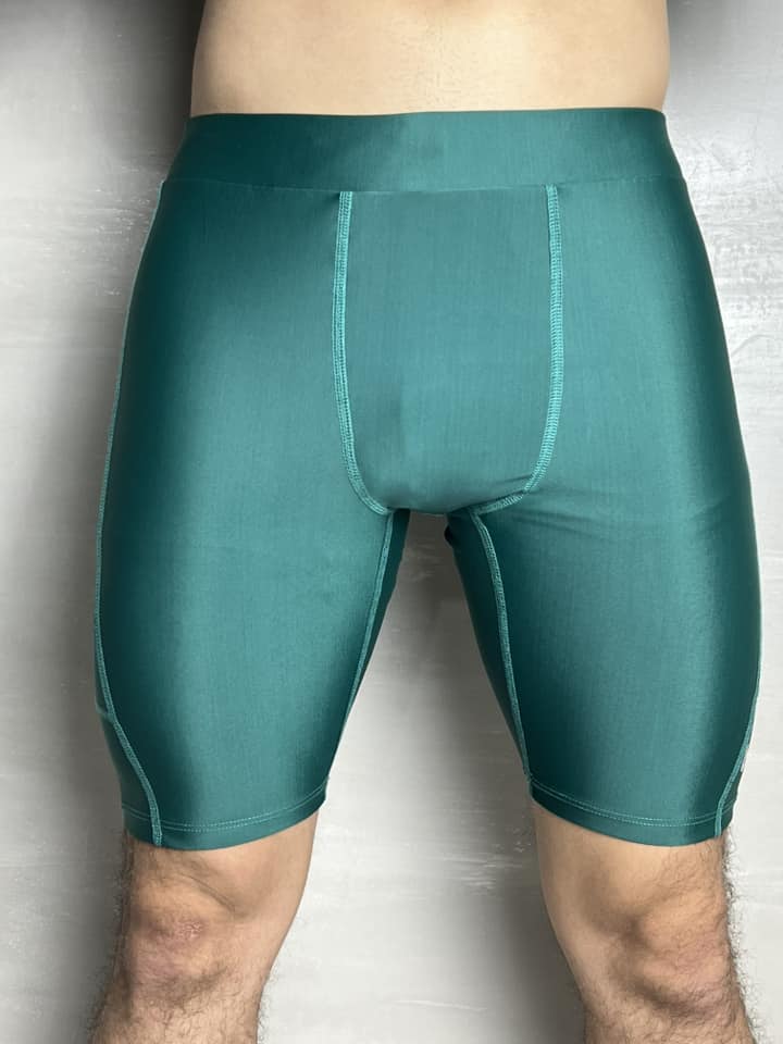 Short lycrado VERDE Hombre con bolsillos